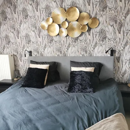 Bed & Bokes Aan De Maaskant * Lanaken