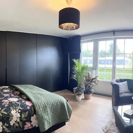 Bed & Breakfast Bed & Bokes Aan De Maaskant *